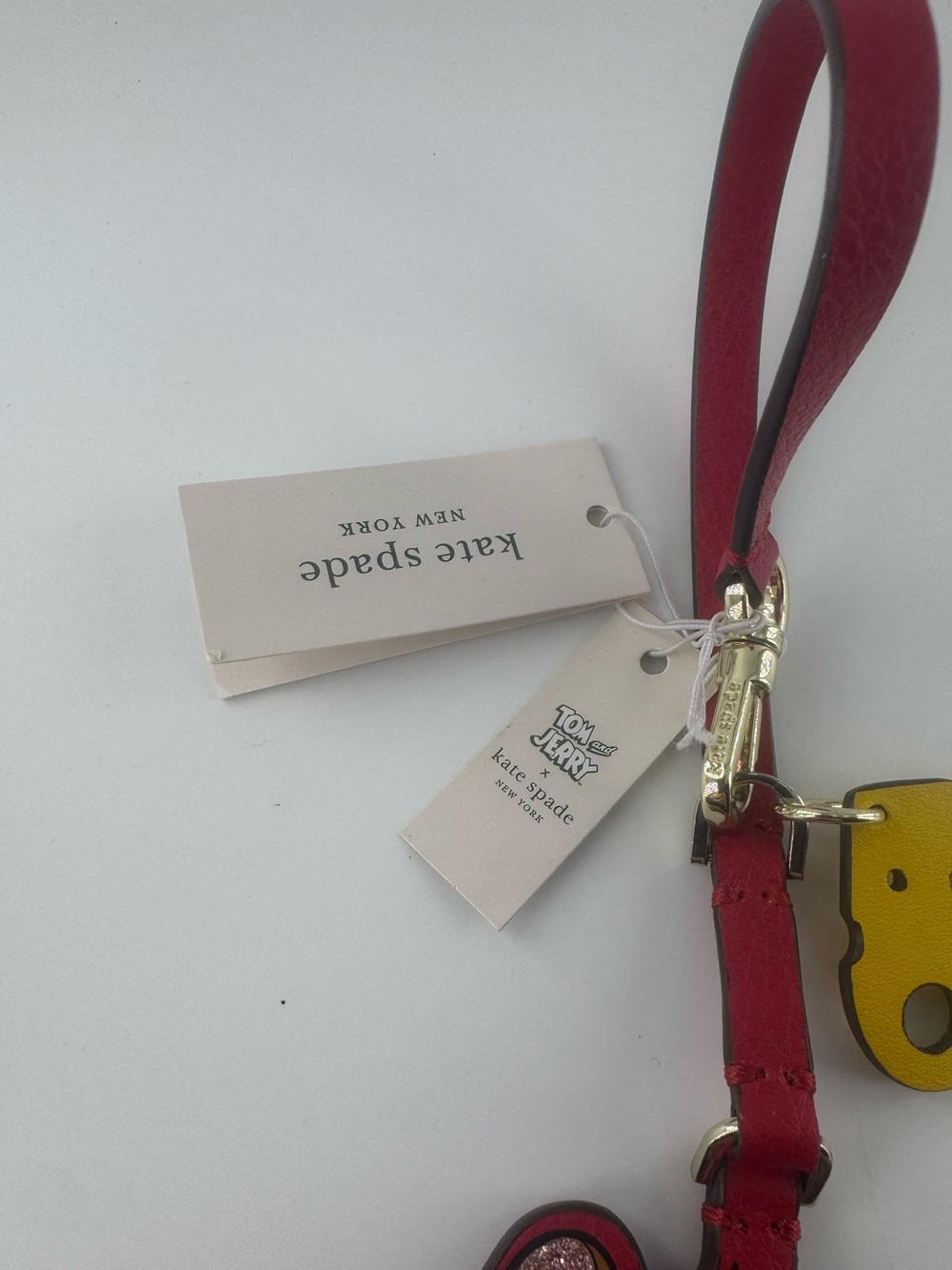 NWT Kate Spade x Tom & Jerry Jerry Bag Charm Keychain Rare Collectible NWT - Picture 5 of 6